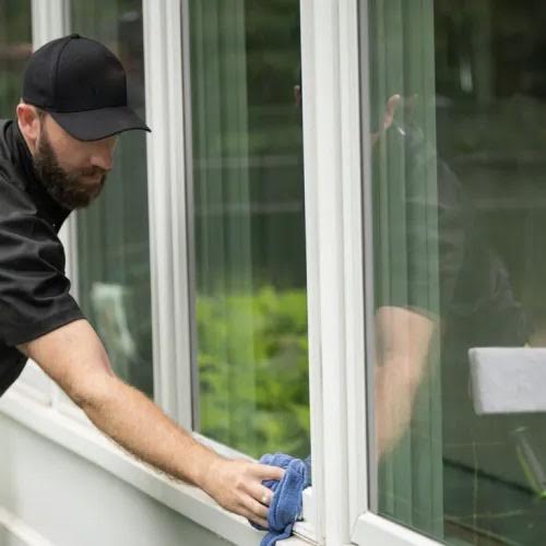 Detail cleaning of window frames