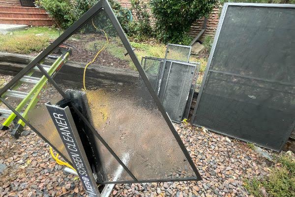 Specialty screen-cleaning tool in use